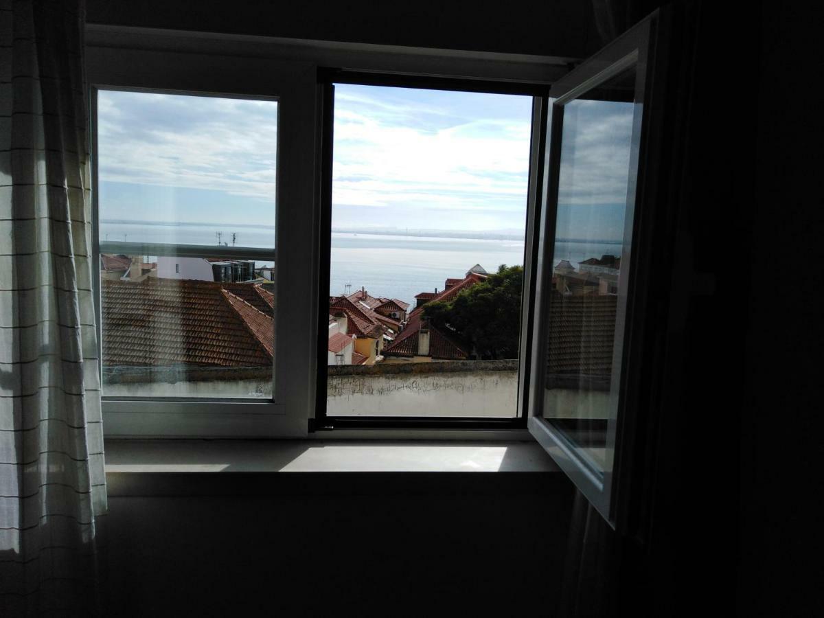 Casa Santa Clara Hotel Lisbon Exterior photo